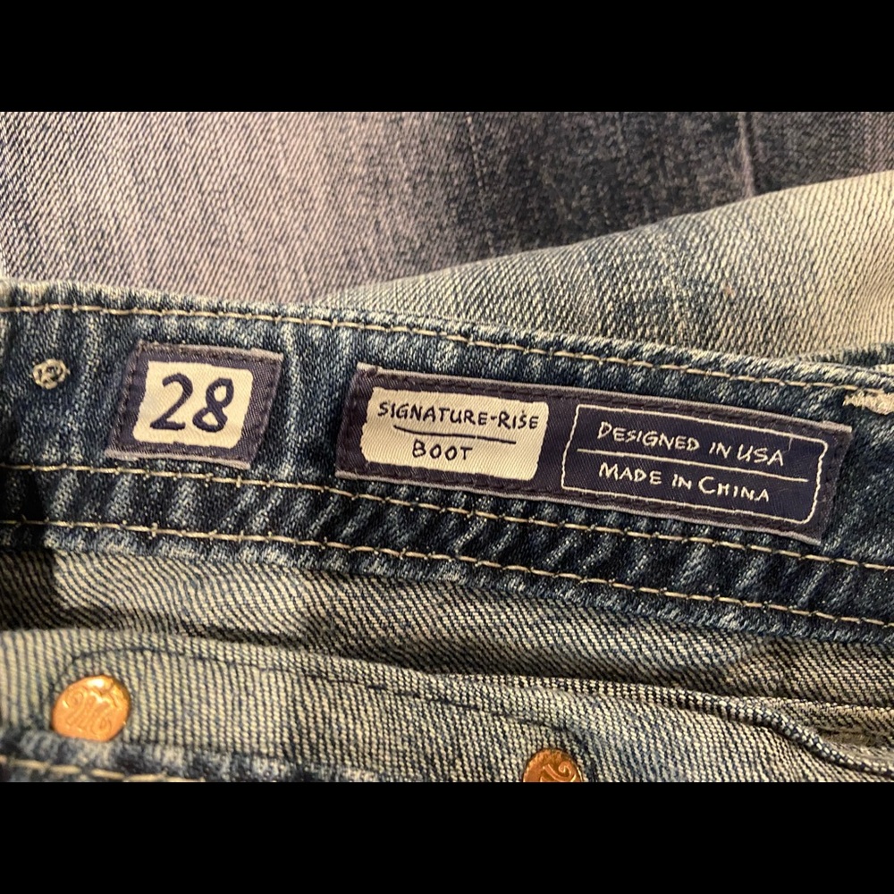 Miss Me Signature Rise Bootcut Jeans - Picture 6 of 6
